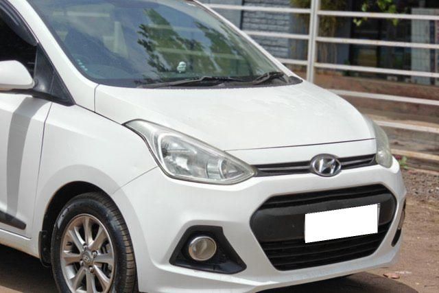 Hyundai Grand i10 Asta Option Second-hand 2015 Hyundai Grand i10 Asta Option for sale in Nashik