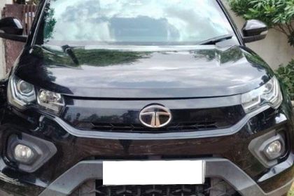 Used XZA Plus (O) AMT Diesel