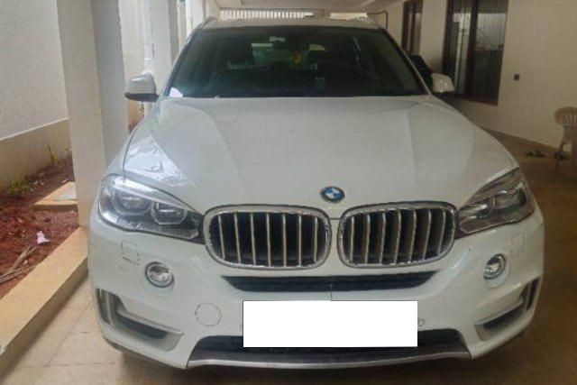 Second-hand 2019 BMW X5 xDrive 30d Design Pure Experience 5 Seater for sale in Bangalore
