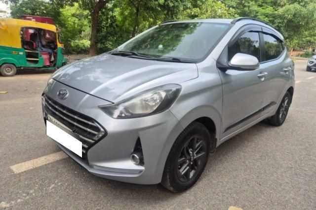 Second-hand 2022 Hyundai Grand i10 Nios Sportz CNG for sale in New Delhi