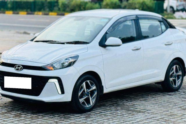 Second-hand 2023 Hyundai Aura SX CNG for sale in New Delhi