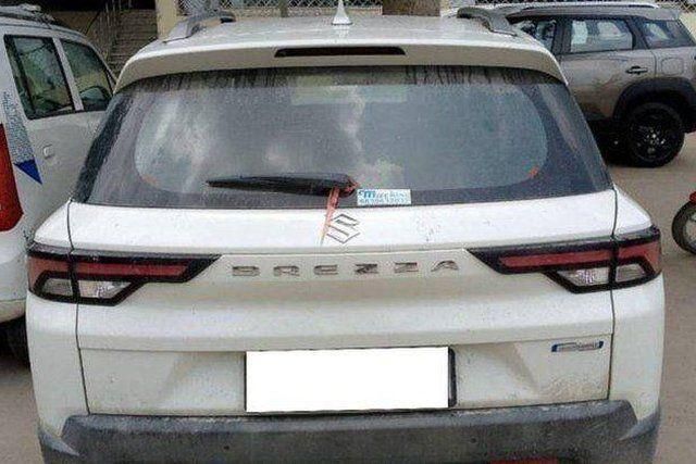 Maruti Suzuki Brezza Zxi Second-hand 2023 Maruti Suzuki Brezza Zxi for sale in West Champaran