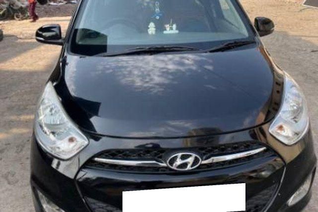 Second-hand 2012 Hyundai i10 Sportz for sale in Pune
