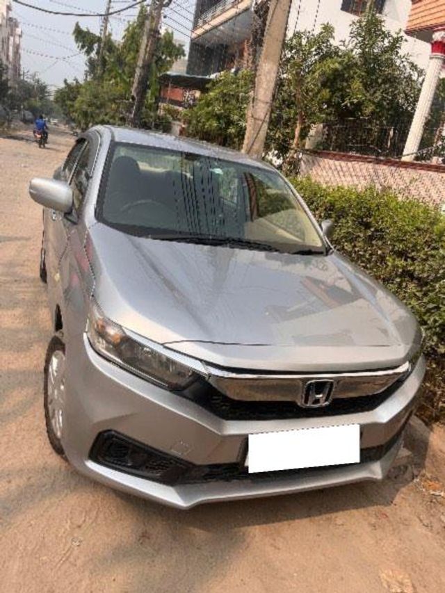 Honda Amaze E Petrol BSIV Second-hand 2019 Honda Amaze E Petrol BSIV for sale in Noida