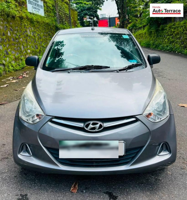 Hyundai EON Magna Second-hand 2013 Hyundai EON Magna for sale in Kannur