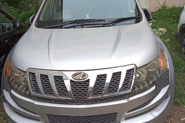 Second-hand 2012 Mahindra XUV500 W8 AWD for sale in Zirakpur