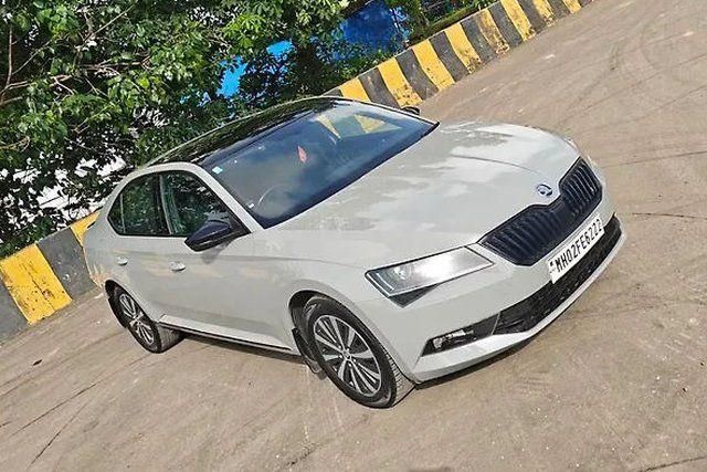 Second-hand 2018 Skoda Superb Style 1.8 TSI AT for sale in Mumbai