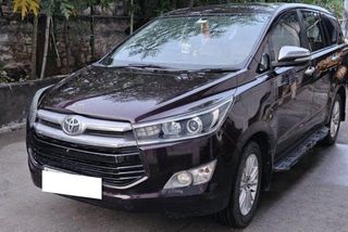 Used 2.5 G (Diesel) 7 Seater BS IV