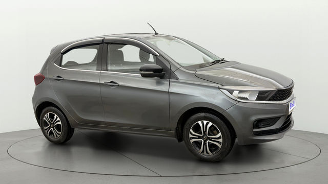 Second-hand 2023 Tata Tiago XTA AMT for sale in Noida