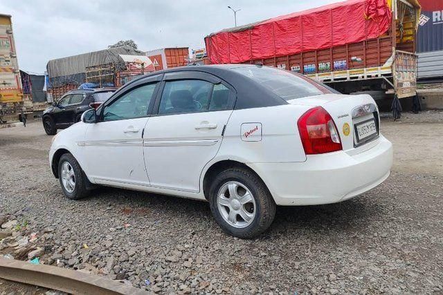 Hyundai Verna i (Petrol) Second-hand 2009 Hyundai Verna i (Petrol) for sale in Ballia