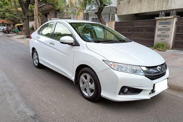 Honda City i VTEC V Second-hand 2015 Honda City i VTEC V for sale in New Delhi