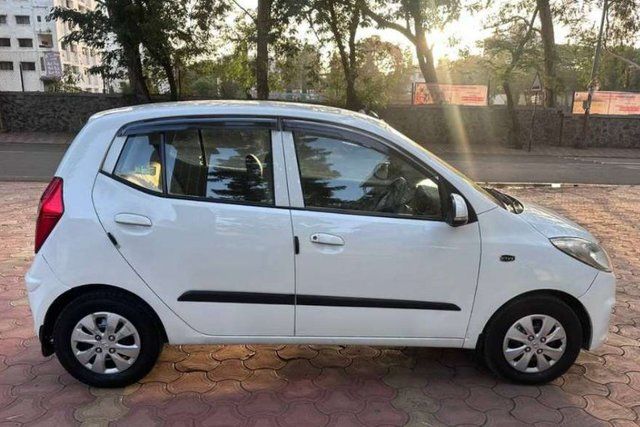 Second-hand 2012 Hyundai i10 Magna for sale in Nashik