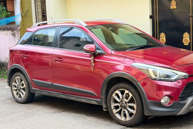 Hyundai i20 Active 1.2 S Second-hand 2016 Hyundai i20 Active 1.2 S for sale in Kolkata