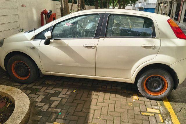 Fiat Grande Punto 1.2 Emotion Second-hand 2011 Fiat Grande Punto 1.2 Emotion for sale in Pune