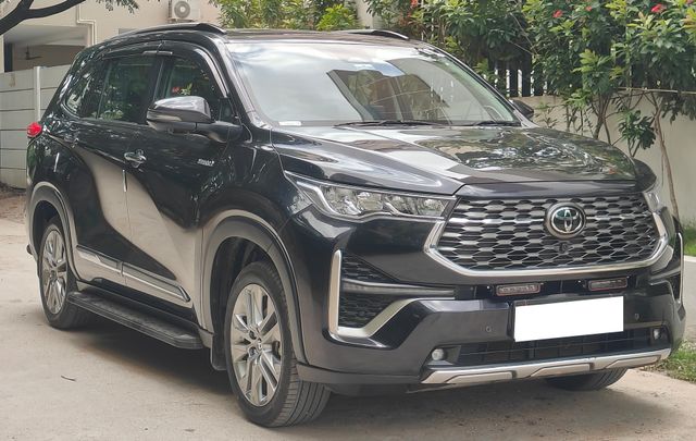 Second-hand 2024 Toyota Innova Hycross ZX Hybrid for sale in Hyderabad