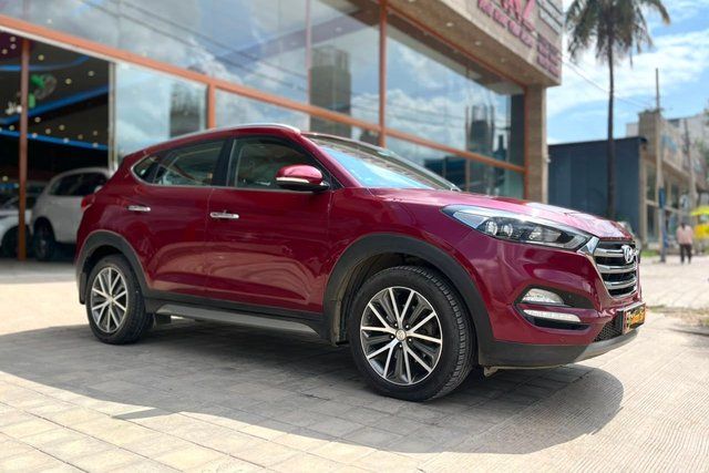 Hyundai Tucson 2.0 e-VGT 2WD AT GL Second-hand 2017 Hyundai Tucson 2.0 e-VGT 2WD AT GL for sale in Bangalore
