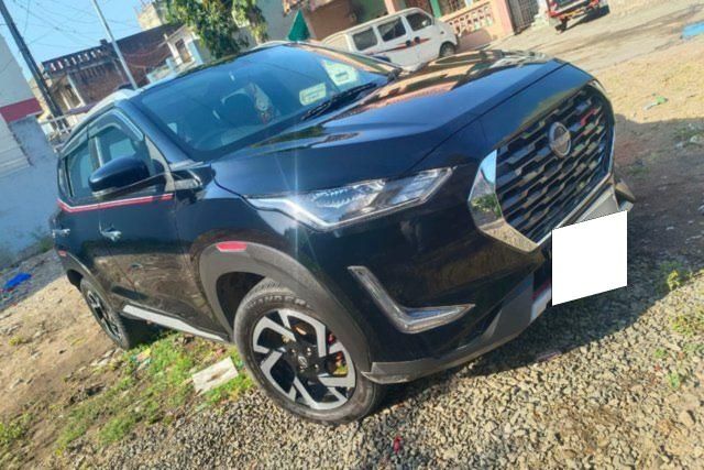 Nissan Magnite Kuro MT Second-hand 2023 Nissan Magnite Kuro MT for sale in Ankleshwar