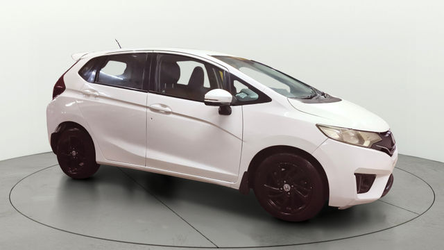 Second-hand 2016 Honda Jazz 1.5 VX i DTEC for sale in Surat