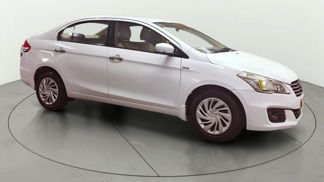 Maruti Suzuki Ciaz VDi Plus SHVS Second-hand 2016 Maruti Suzuki Ciaz VDi Plus SHVS for sale in Surat