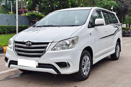 Used 2.5 G (Diesel) 8 Seater BS IV