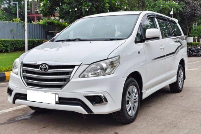 Second-hand 2013 Toyota Innova 2.5 G (Diesel) 8 Seater BS IV for sale in Indore