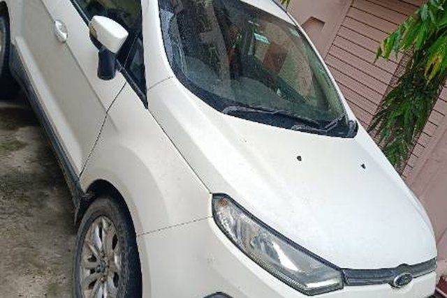 Second-hand 2014 Ford Ecosport 1.5 DV5 MT Titanium for sale in Aligarh