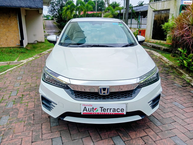 Second-hand 2022 Honda City Hybrid ZX Sensing eHEV for sale in Kochi
