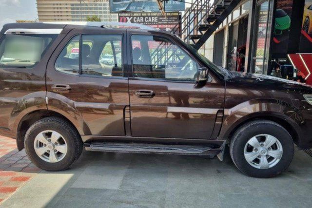 Tata Safari Storme VX Second-hand 2014 Tata Safari Storme VX for sale in Vadodara