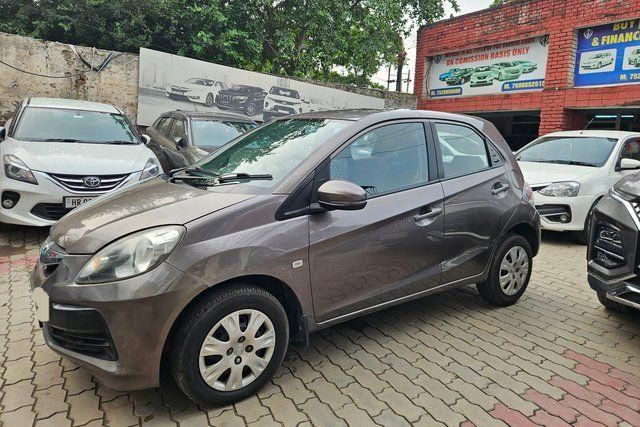Honda Brio S MT Second-hand 2014 Honda Brio S MT for sale in Chandigarh
