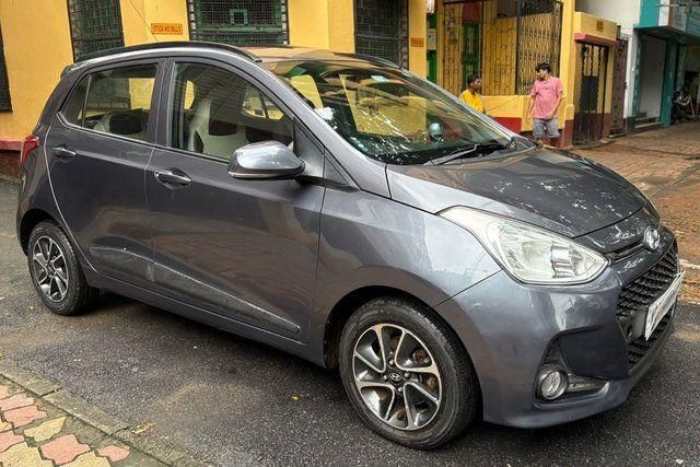 Second-hand 2017 Hyundai Grand i10 1.2 Kappa Sportz Option AT for sale in Kolkata