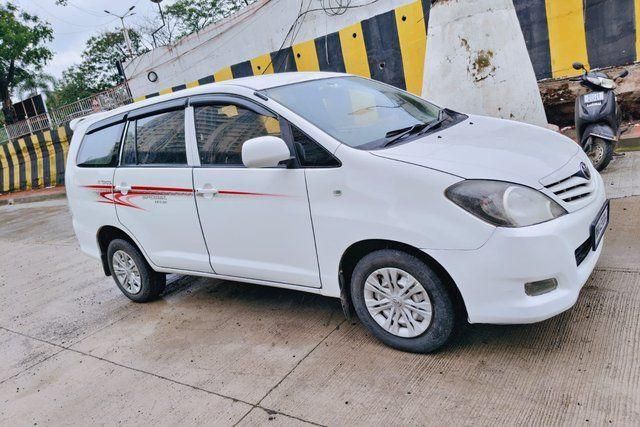 Toyota Innova 2.5 G4 Diesel 8-seater Second-hand 2010 Toyota Innova 2.5 G4 Diesel 8-seater for sale in Mumbai