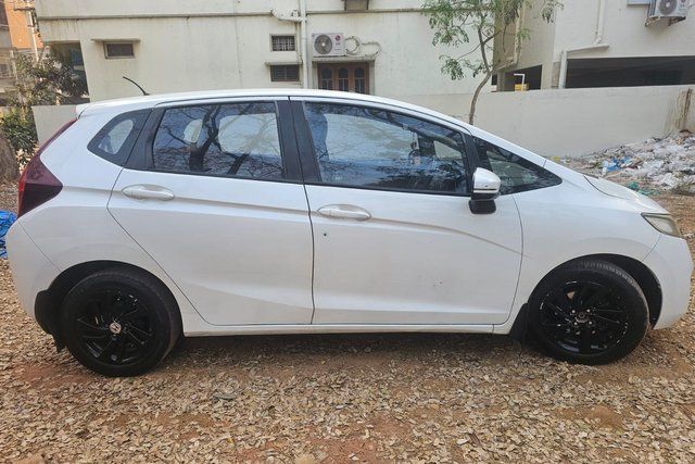 Honda Jazz 1.2 V AT i VTEC Second-hand 2015 Honda Jazz 1.2 V AT i VTEC for sale in Warangal