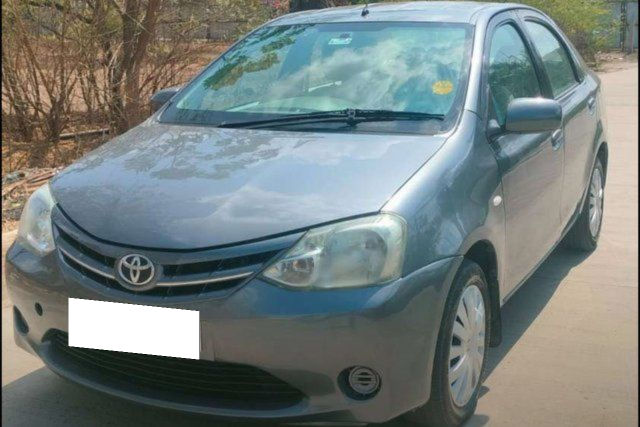 Second-hand 2013 Toyota Etios G for sale in Nashik