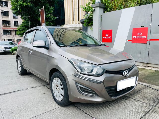 Hyundai i20 Magna Second-hand 2013 Hyundai i20 Magna for sale in Mumbai