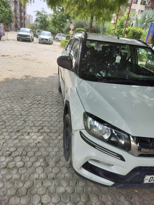 Maruti Suzuki Vitara Brezza VDi AMT Second-hand 2019 Maruti Suzuki Vitara Brezza VDi AMT for sale in New Delhi