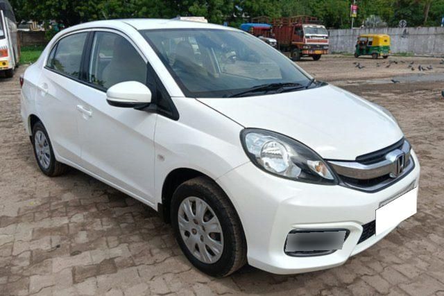 Honda Amaze S AT i-Vtech Second-hand 2016 Honda Amaze S AT i-Vtech for sale in Ahmedabad