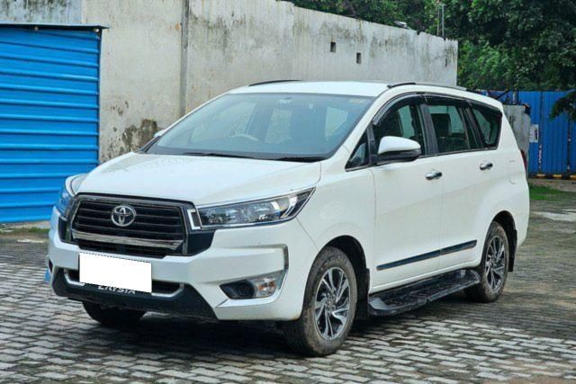 Toyota Innova Crysta 2.4 GX 7Str Second-hand 2025 Toyota Innova Crysta 2.4 GX 7Str for sale in New Delhi