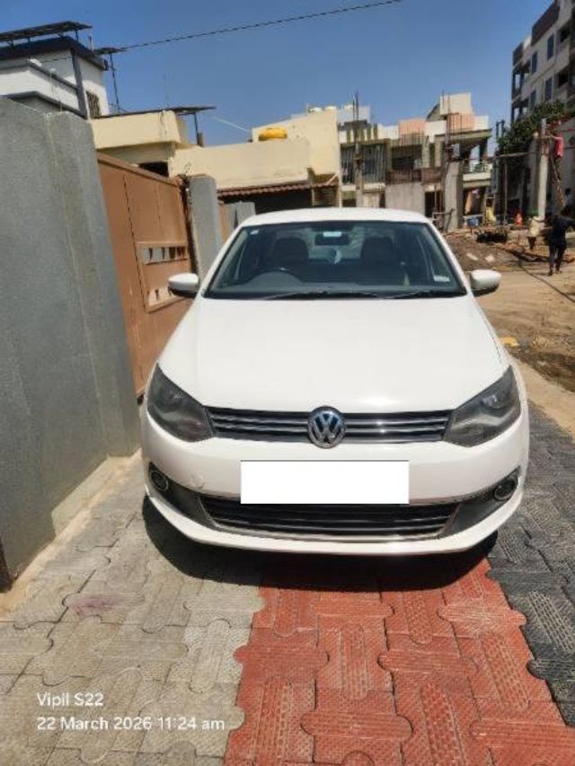 Second-hand 2015 Volkswagen Vento 1.5 TDI Highline AT for sale in Nanded