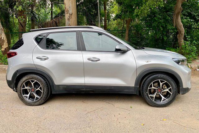 Kia Sonet HTE Second-hand 2023 Kia Sonet HTE for sale in New Delhi