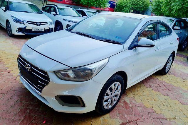 Hyundai Verna CRDi 1.4 E Second-hand 2018 Hyundai Verna CRDi 1.4 E for sale in Gorakhpur