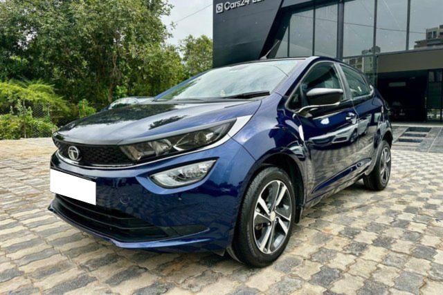 Second-hand 2022 Tata Altroz XZ Plus DCT BSVI for sale in Ahmedabad