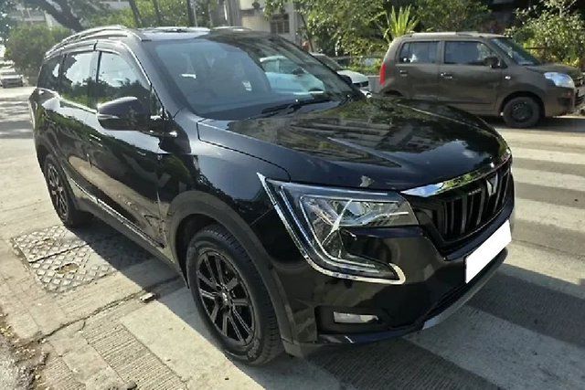 Second-hand 2024 Mahindra XUV700 AX7 7Str AT for sale in Mumbai
