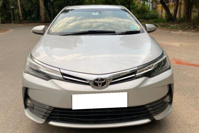 Toyota Corolla Altis 1.8 VL CVT Second-hand 2018 Toyota Corolla Altis 1.8 VL CVT for sale in New Delhi