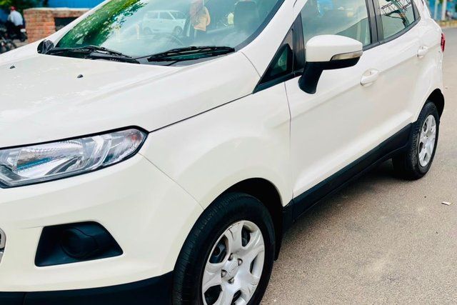 Ford Ecosport 1.5 Ti VCT MT Trend BSIV Second-hand 2016 Ford Ecosport 1.5 Ti VCT MT Trend BSIV for sale in New Delhi