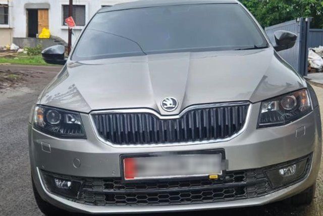 Second-hand 2015 Skoda Octavia Elegance 2.0 TDI AT for sale in Nashik