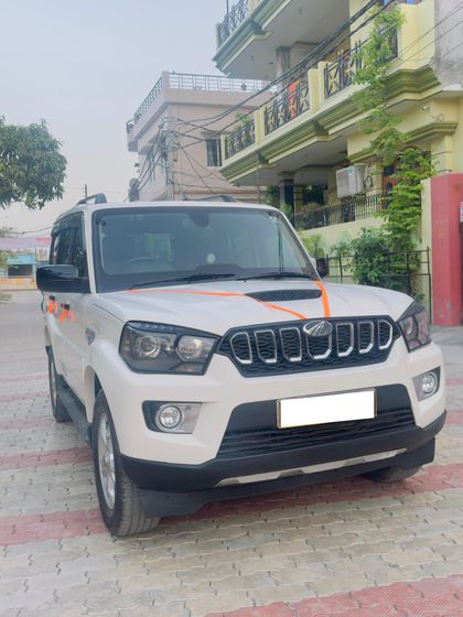 Used S10 7 Seater 2WD