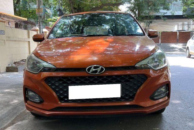 Second-hand 2018 Hyundai i20 Petrol CVT Asta for sale in Chennai