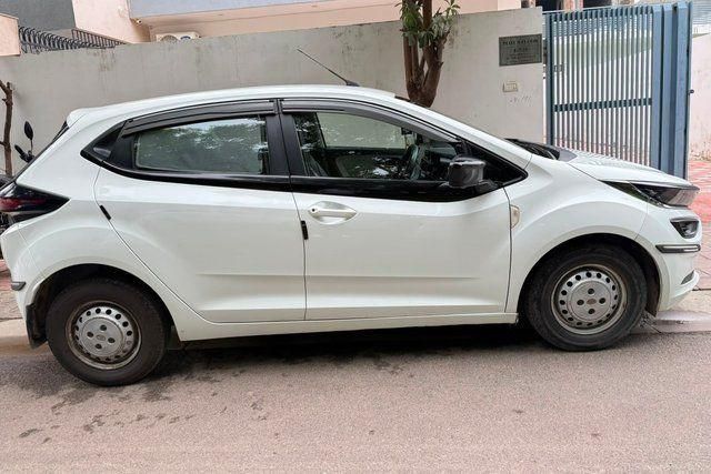 Second-hand 2021 Tata Altroz XM for sale in Gurgaon
