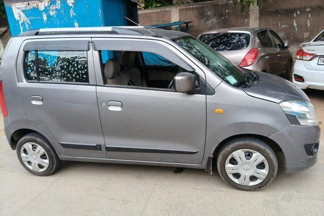 Second-hand 2016 Maruti Suzuki Wagon R AMT VXI for sale in Chennai