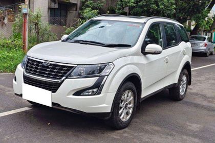 2018 Mahindra XUV500 W9 2WD